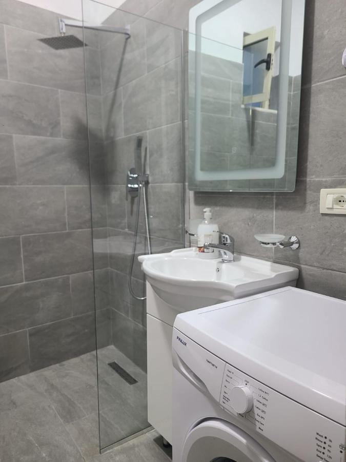 Home Inn Apartaments Tirana Exteriör bild