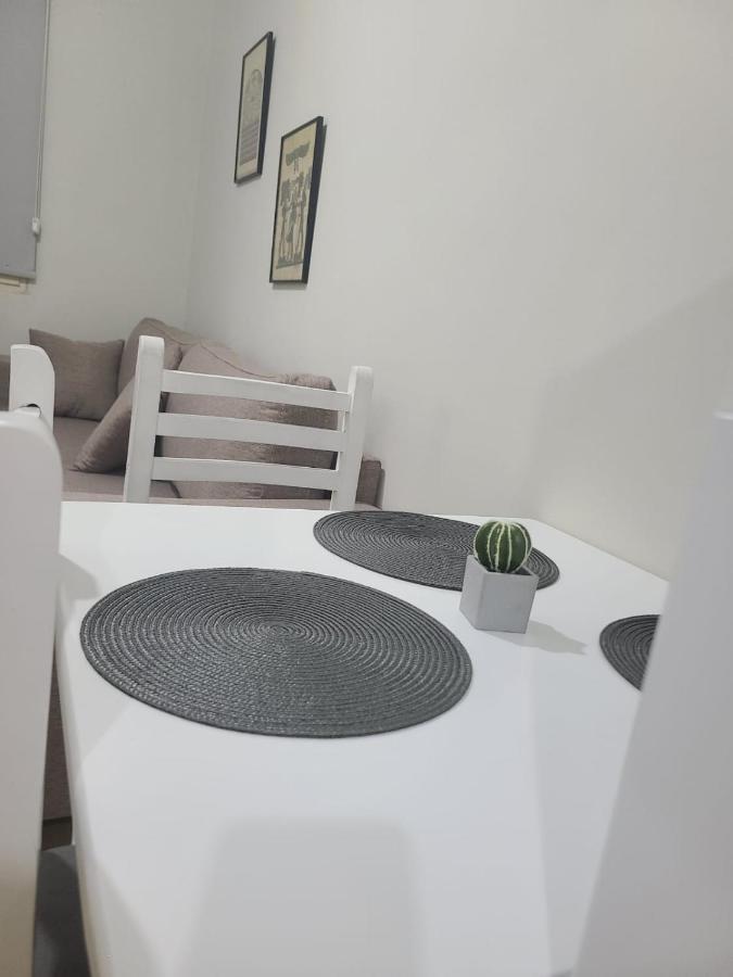 Home Inn Apartaments Tirana Exteriör bild